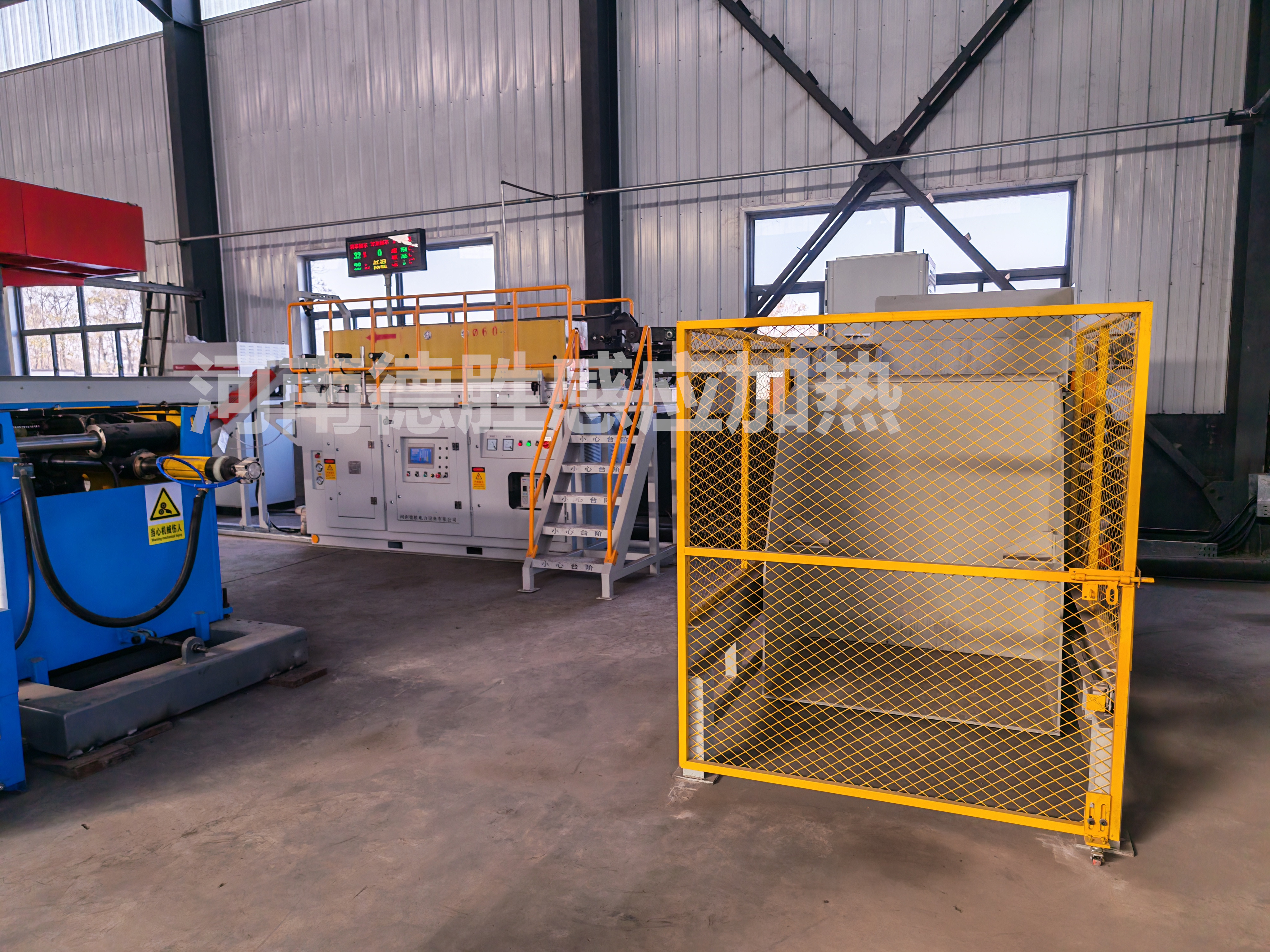 全閉環圓鋼鍛造中頻感應加熱設備